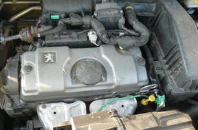 двигатель 1,4 8V PEUGEOT 207 "07 год,. ZKIE