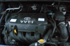 двигатель 1,5 16V VVT-и TOYOTA YARIS VERSO "01 год,.