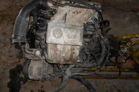 двигатель 1,6 AUDI A3 GOLF III AKS PEEN WTRYSK