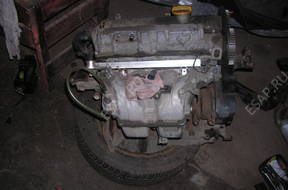 двигатель 1,6 DOHC  opel ДЕФЕКТ