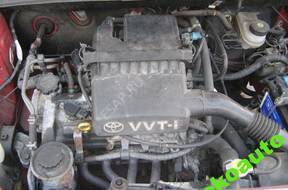 двигатель 1.0 VVTi 135070 ТЫС. КМ. Toyota Yaris 2001 год.