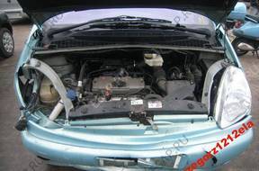 двигатель 1.6 8v PEUGEOT CITROEN XSARA PICASSO 03 год