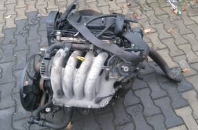 двигатель 1.6 AHL  PASSAT AUDI комплектный
