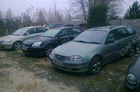 двигатель Avensis T22  1,8 vvti 2002 год еще на машине