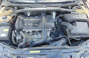 двигатель benzynowy 2.0 ТУРБО VOLVO S60 2002 год