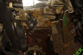 двигатель БЕЗ osprztu VW Passat B5  1,8B 20V   APT