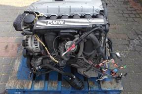 двигатель BMW E60 E90 523i 2.5i N52 комплектный