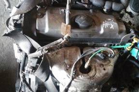 двигатель CITROEN C3 PEUGEOT 206  1,1  HFX  2009 год
