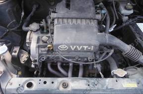 двигатель комплектный 1.0 бензиновый YARIS и 99-05