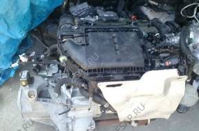 двигатель комплектный 1.6 HDI Peugeot 308 citroen 2014r