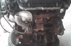 двигатель комплектный 2.5 DCI Trafic Vivaro Master