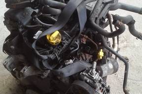 двигатель комплектный 2.5 DCI Trafic Vivaro Master