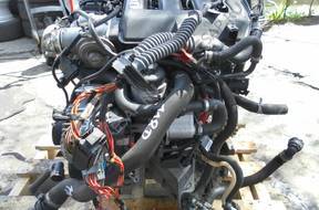 двигатель комплектный BMW E90 E87 318d 118d 122KM