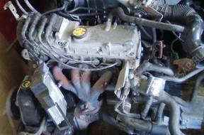 двигатель комплектный RENAULT MEGANE SCENIC 1.6 8V