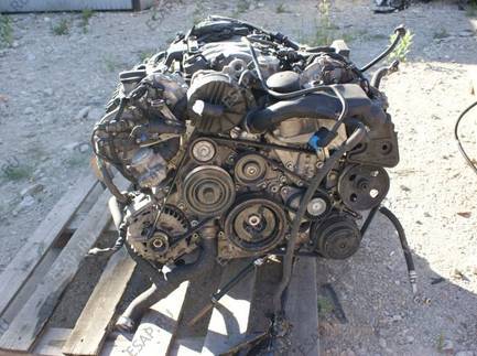 двигатель Mercedes 273 комплектный, BENZYNOWY
