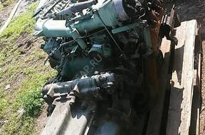 двигатель Mercedes БЕНЗИНОВЫЙ 1822 1722   v 6 С skrzyniom