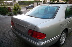 двигатель MERCEDES W 210 E 200 '1996 год 68900 MIL