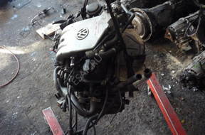 двигатель motor VW Passat B4 B-4 3A0 1,6i AEK