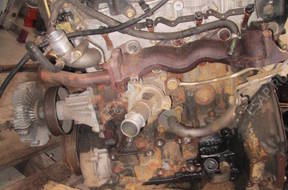 двигатель NISSAN NAVARA D40 2.5 DCI насос форсунки