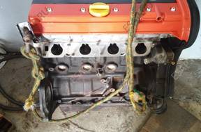 двигатель opel 2.0 16V X20XEV 136 KM