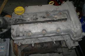 двигатель Opel Corsa 1,2  16V Gowica блок цилиндров