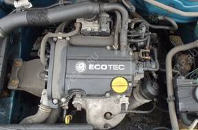 двигатель Opel Corsa D 1.0 12V 06-2014 год тестированный  Z10XEP