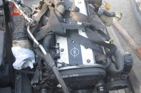 двигатель Opel Vectra 2.0 16 V      900 с