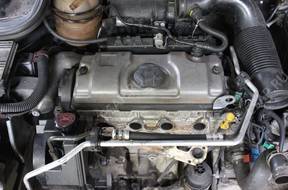 двигатель peugeot 206 1,4 БЕНЗИНОВЫЙ 75 KM 2003 год КОМПЛЕКТНЫЙ. НЕБОЛЬШОЙ