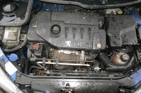 двигатель PEUGEOT 206 1,4 HDI 2004r.