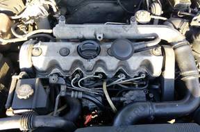 двигатель R5 2.5 TDI T4 CARAVELA AUDI A6 C5