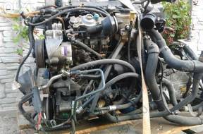 двигатель renault 2,2 td +skrzynia komplet