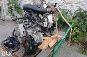 двигатель renault 2,2 td +skrzynia komplet