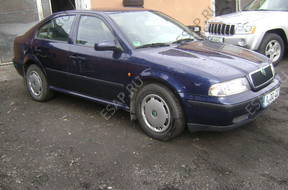 двигатель SKODA OCTAVIA 1,6 1997 год  AKL