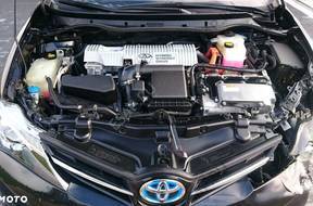 двигатель TOYOTA AURIS II 2014 год 1.8 HYBRID 20tys KM