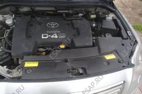 двигатель TOYOTA AVENSIS T25 2,0D4D 2004 год