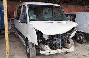 двигатель VW CRAFTER 2.5TDI CEC CEB BJK еще на машине