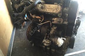 двигатель VW PASSAT 3C0 2.0tdi BKP комплектный