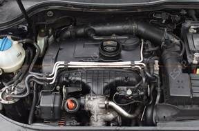 двигатель VW Passat B6 2.0 TDI BKP еще на машине