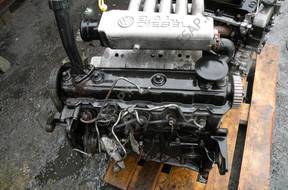 двигатель VW TRANSPORTER T4 2.4 D