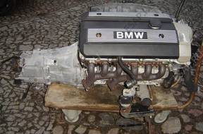 двигатель wraz с osprztem BMW 2l 150KM M52 бензиновый