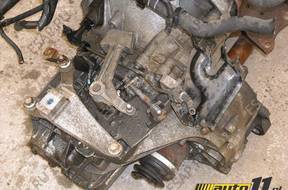 FOCUS II C-MAX 1.8 16V КОРОБКА ПЕРЕДАЧW 3M5 год, 7002XA