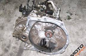 FOCUS II MK2 C-MAX 1.6 TDCI КОРОБКА ПЕРЕДАЧ 9M5 год,-7002-YB