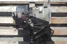 FOCUS MK1 КОРОБКА ПЕРЕДАЧW 1.6 16V XS4 год,7002FB