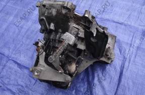 FOCUS MK2 C-MAX 2.0 16V КОРОБКА ПЕРЕДАЧW 4M5 год,7002VB