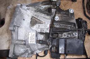 FOCUS MK2 C-MAX SKRZYNIA1.6 16V 3M5 год,7002NB 89TYS