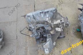 FOCUS MK3 КОРОБКА ПЕРЕДАЧW 1.6 TDCI  AV6 год,7002GF
