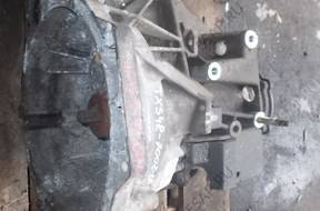 FOCUS MKI 1,6 16V КОРОБКА ПЕРЕДАЧW TXS4 год,7002FA