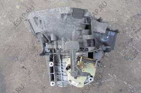 FOKUS II C-MAX 1.8 16V КОРОБКА ПЕРЕДАЧW 3M5 год,7002XA
