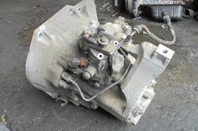 FORD C-MAX II КОРОБКА ПЕРЕДАЧW 1.6 TDCI AV6 год,7002HF