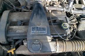 FORD ESCORD  1,6 16V двигатель бензиновый